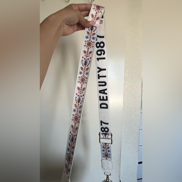 Fashion Purse - Picture 5 of 8